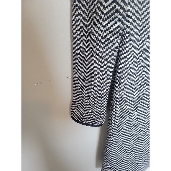 Cocogio Cardigan Sweater Coat Women's Size Small Black/White Chevron Tweed - Picture 4 of 12